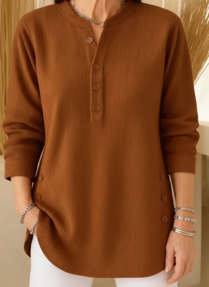 Lunelisse - Soft Sweater with Elegant Buttons