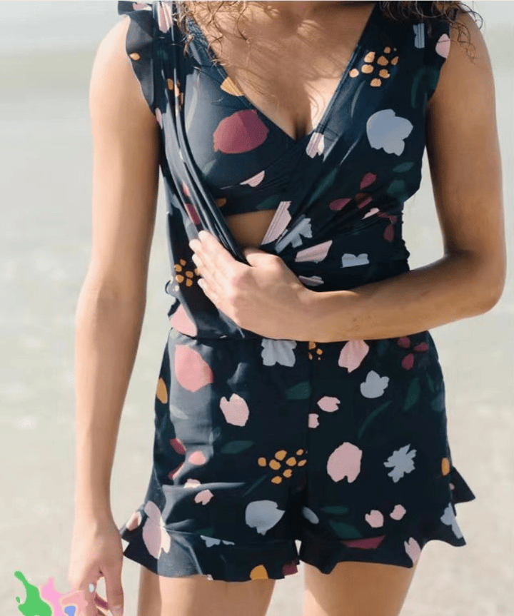 Melisande - Swimsuit with ruffles and built-in bra