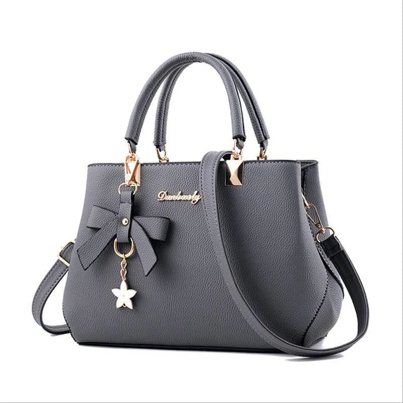 Honorine - Elegant and practical leather handbag