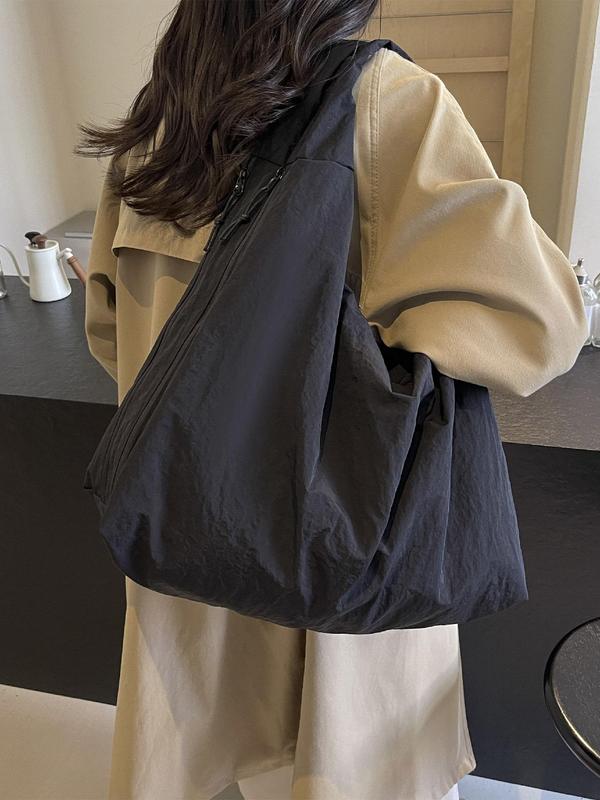 Helindra - Spacious and stylish tote bag